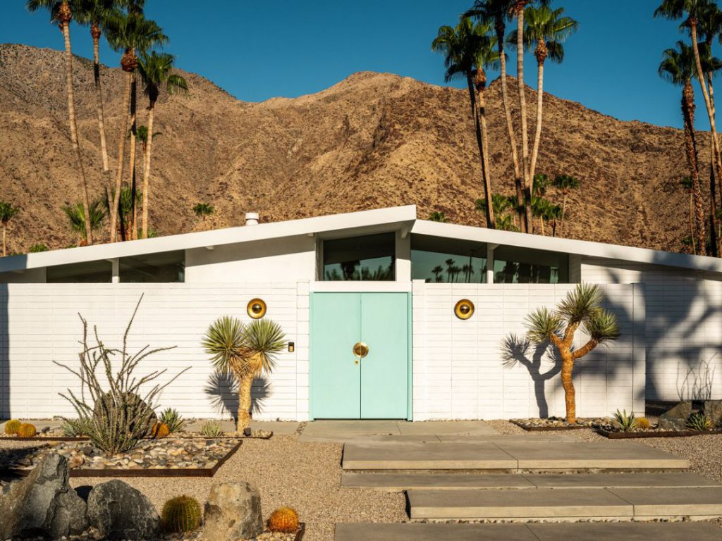 Modernism Week Featured Home: Maison Bleue Moderne – Modern ...