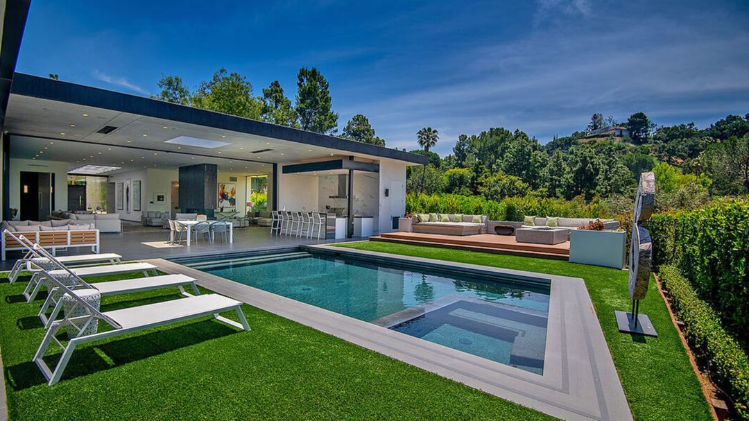 beverly hills modern mansions